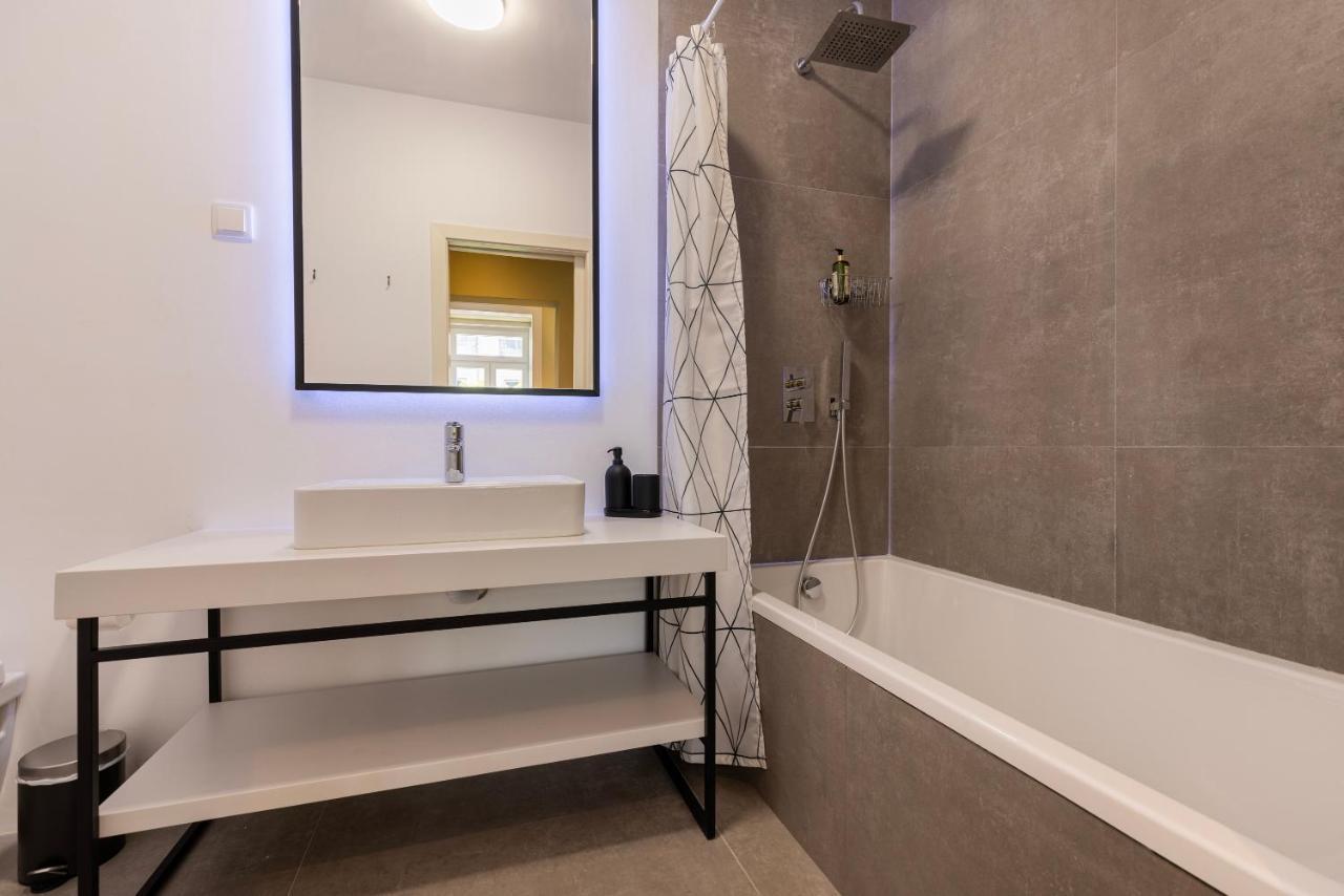 ליסבון Liberdade Concept 3Bdr Apartment By Lovelystay מראה חיצוני תמונה